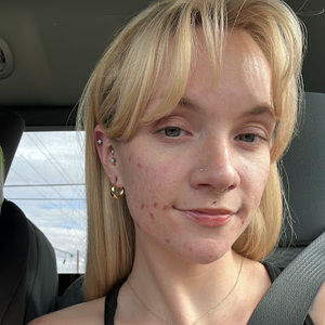 Meet your Posher, Kelly